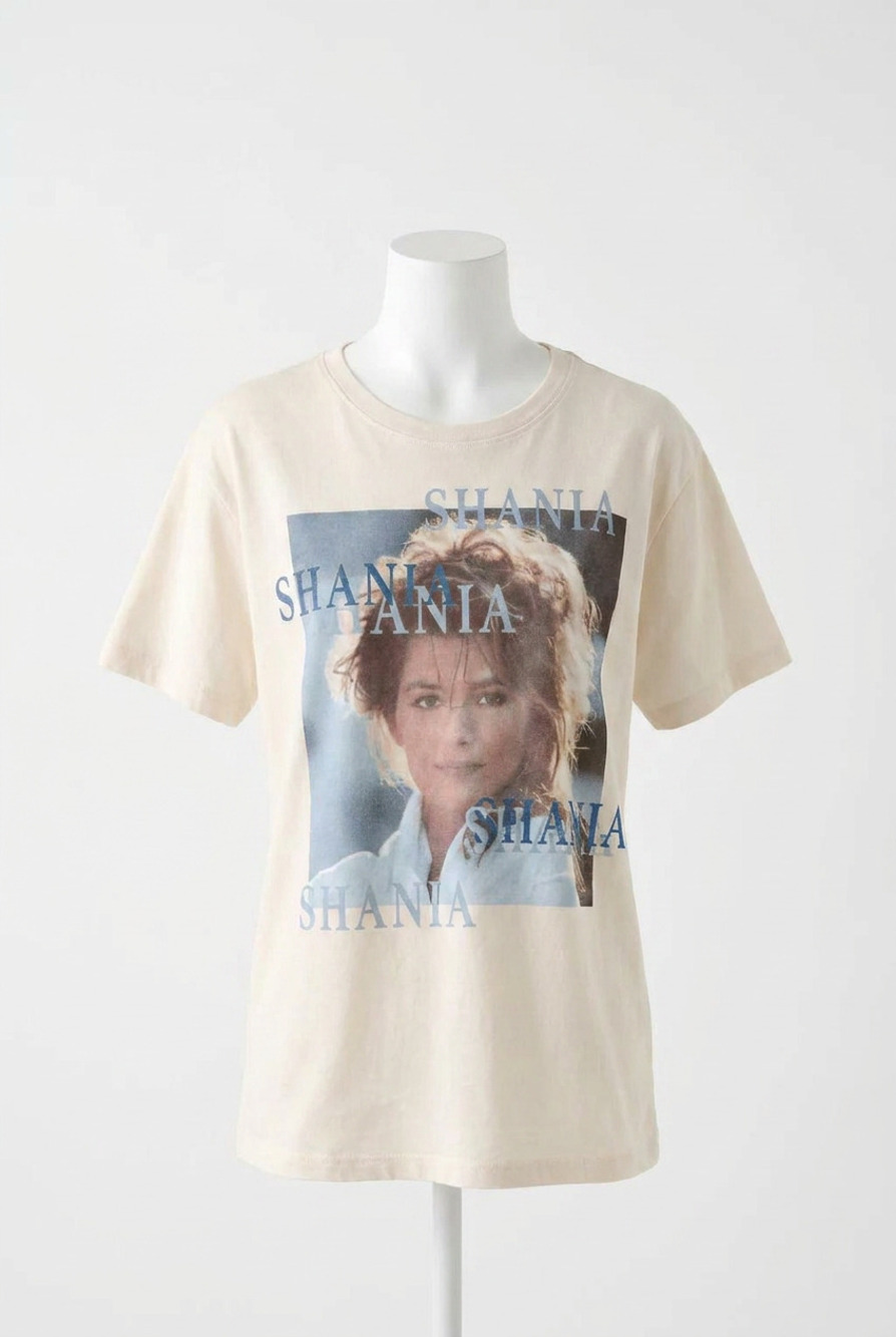 NEW DAYDREAMER shania twain woman in me tee in beige